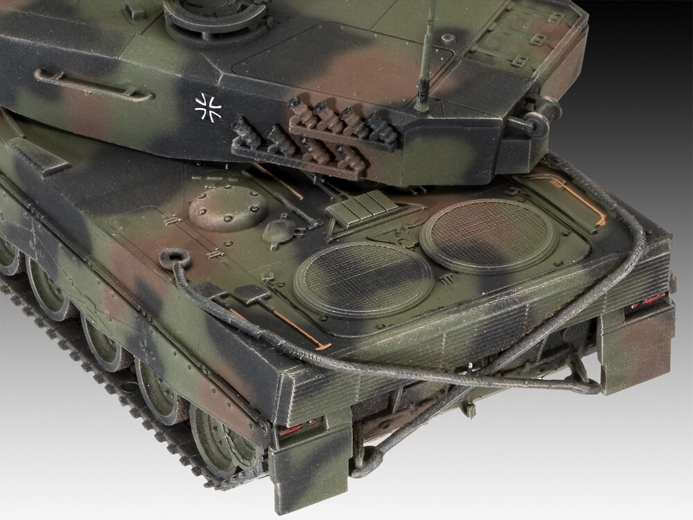 Revell 03311 SLT 50-3 &quot;Elefant&quot; + Leopard 2A4 1:72