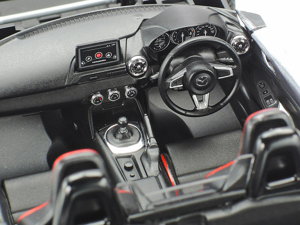 Tamiya 24353 Mazda MX-5 RF Roadster 1/24
