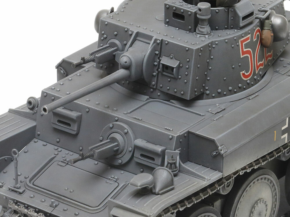Tamiya 35369 German Light Tank Panzerkampfwagen 38(t) Ausf.E/F 1/35