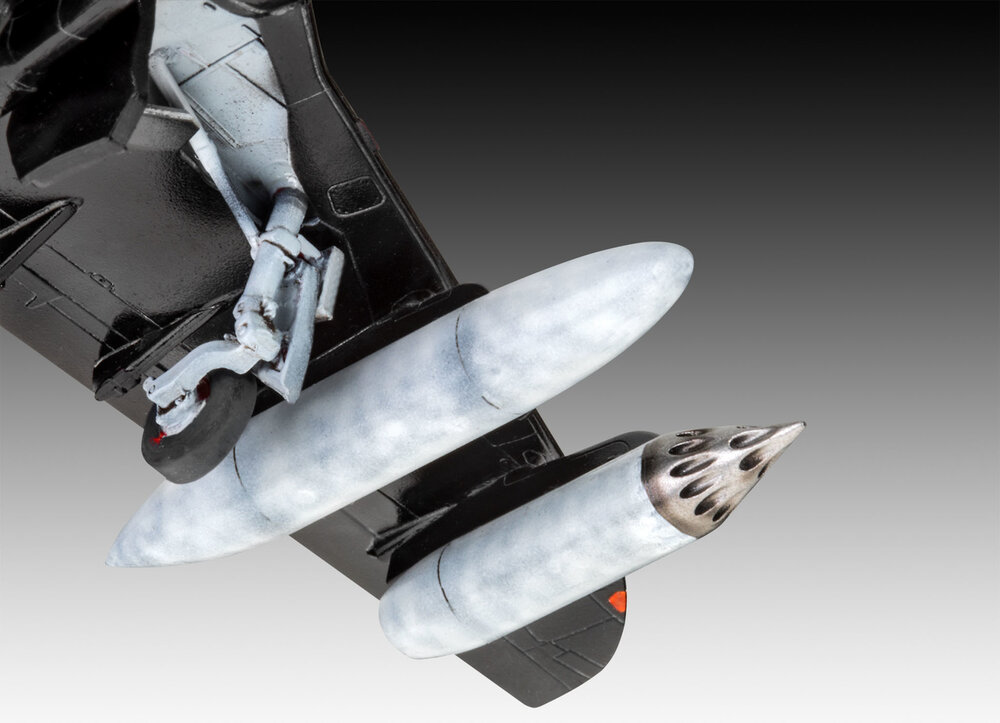 Revell 04970 BAe Hawk T.1 1:72