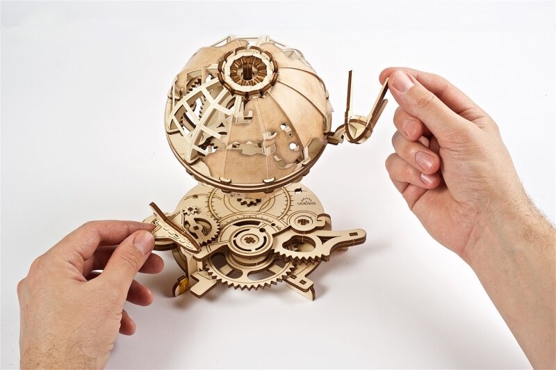 UGears Globus