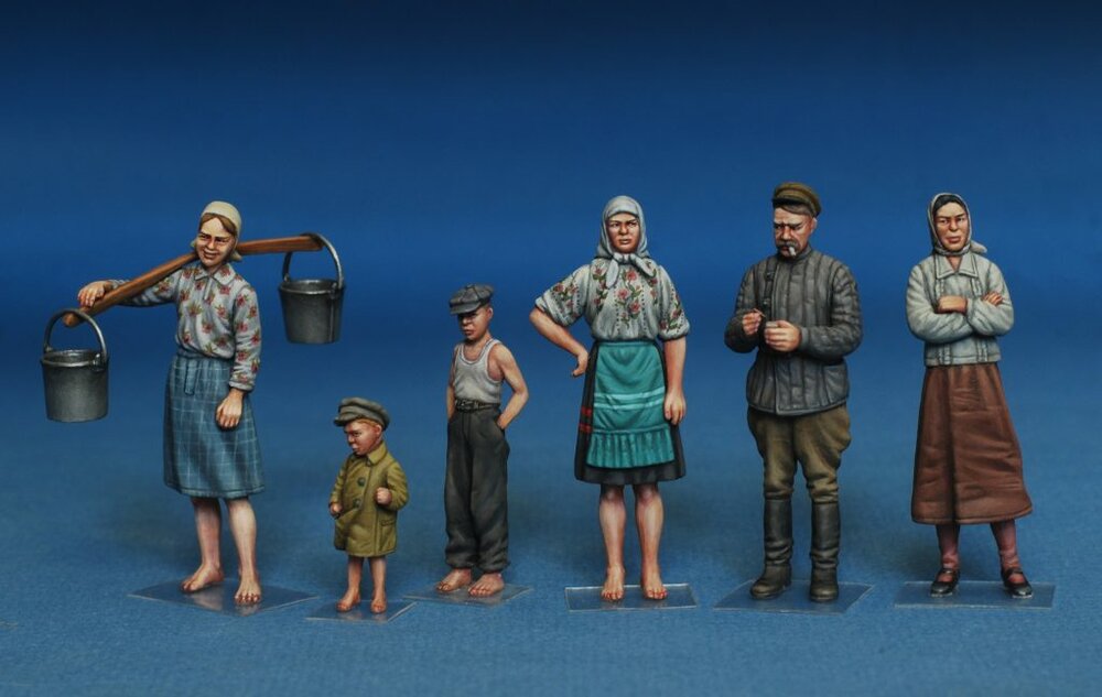 MiniArt 38011 Soviet Villagers 1/35