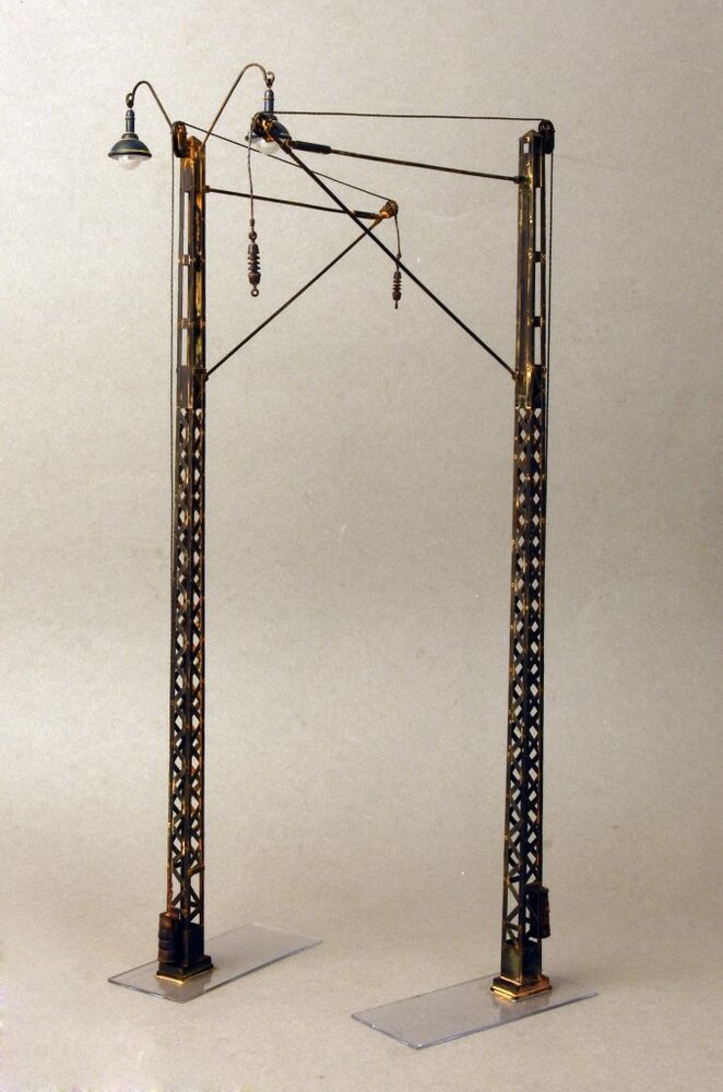 MiniArt 35570 Railroad Power Poles &amp; Lamps 1/35