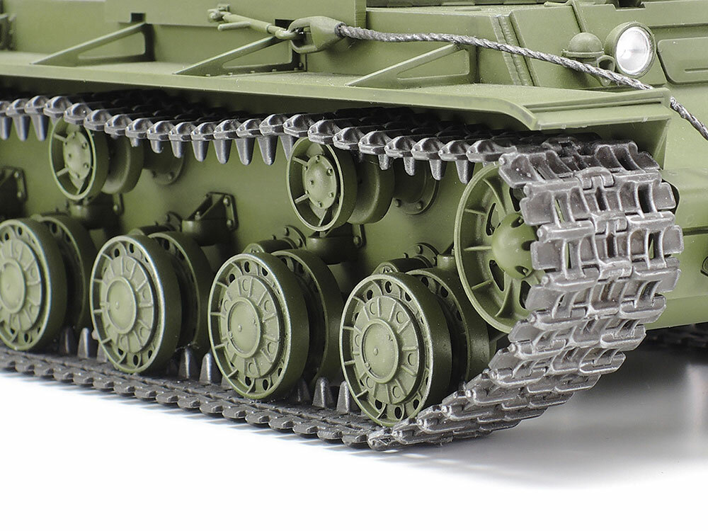 Tamiya 35372 Russian Heavy Tank KV-1 Model 1941 Early Production 1/35