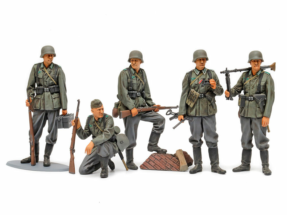 Tamiya 35371 German Infantry Set (MID-WWII) 1/35