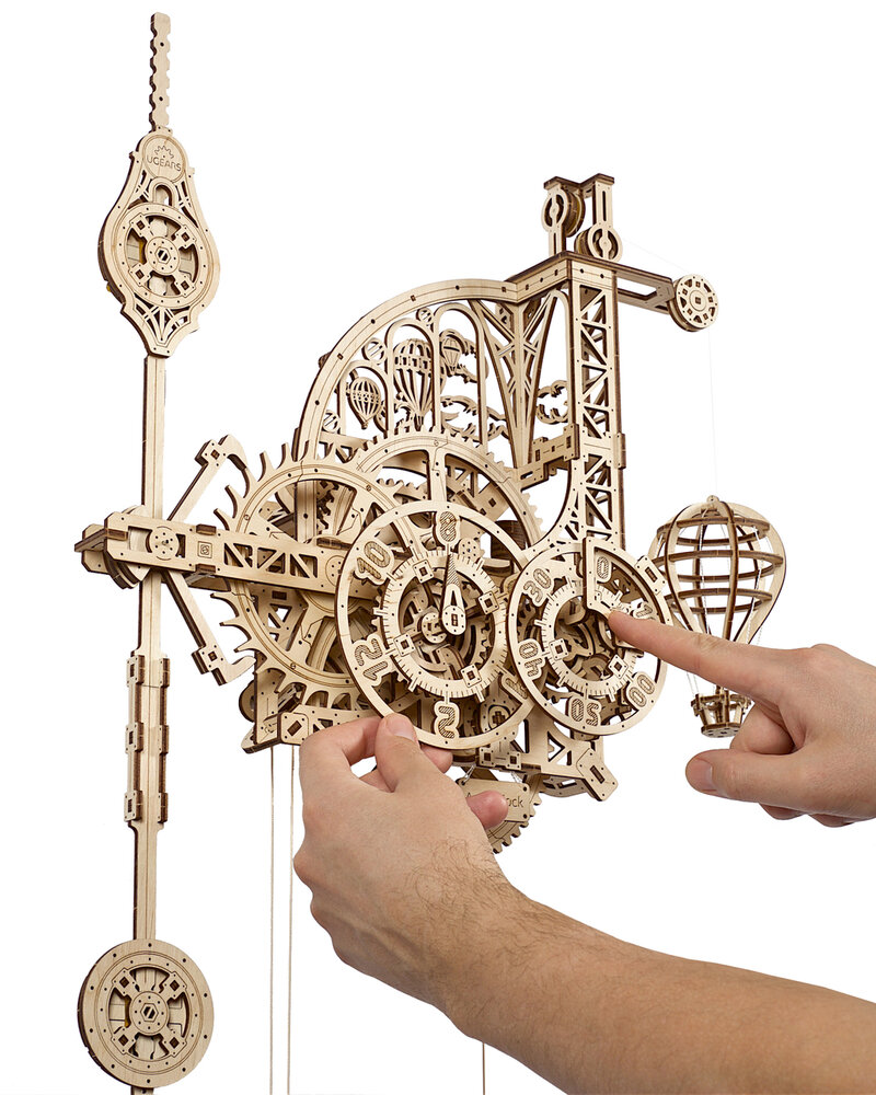UGears Aero Wandklok