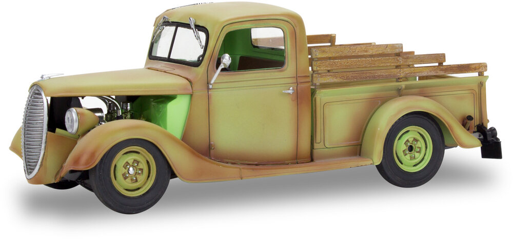 Revell 14516 Ford Pickup with Surfboard 1:25