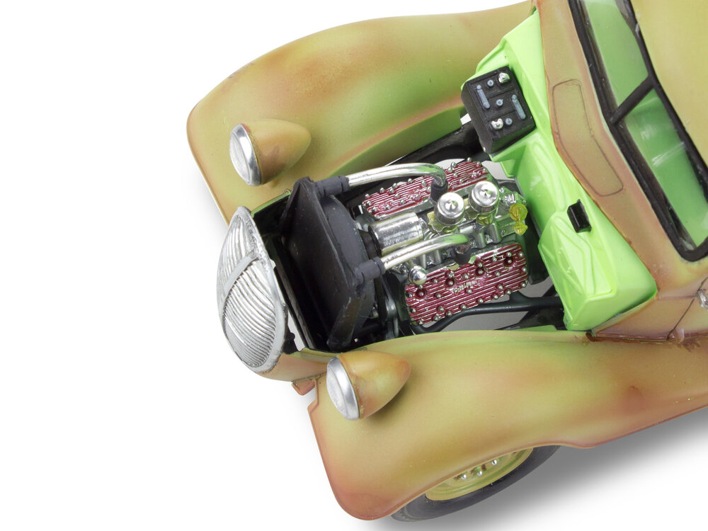 Revell 14516 Ford Pickup with Surfboard 1:25
