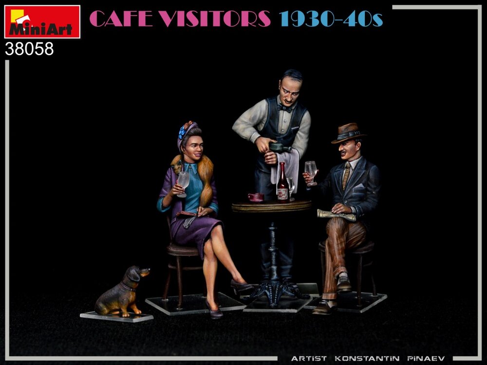 MiniArt 38058 Cafe Visitors 1:35
