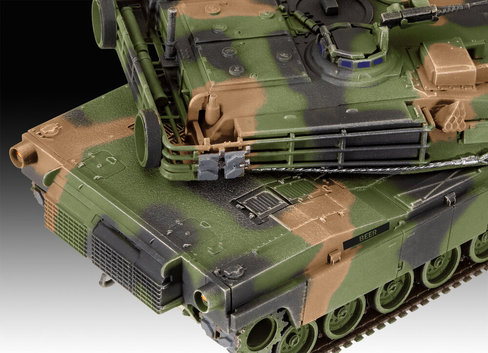 Revell 03346 M1A2 Abrams 1:72
