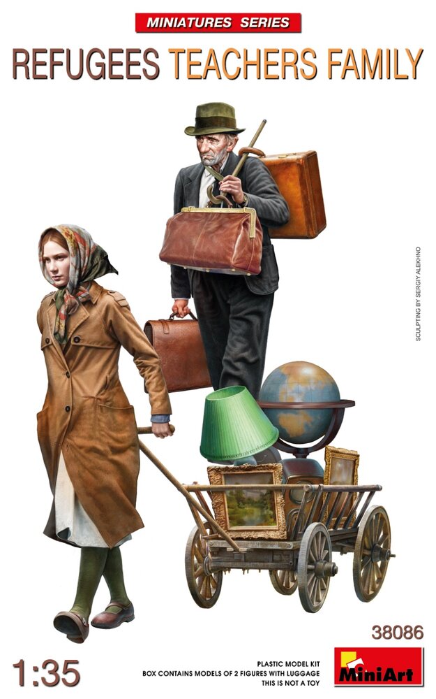 MiniArt 38086 Refugees Teachers Family 1/35