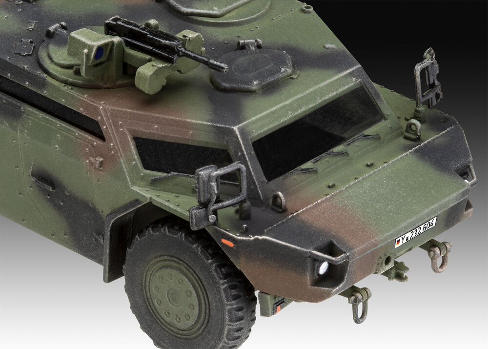 Revell 03356 Sp&auml;hwagen Fennek 1/72