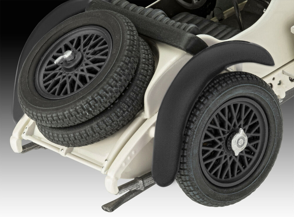 Revell 07737 Mercedes-Benz SSKL 1/32