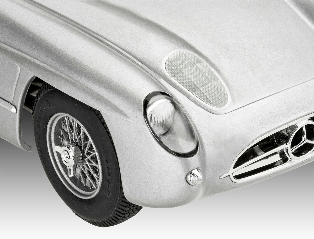 Revell 05633 Gift Set Mercedes-Benz 300 SLR 70th Anniversary 1/24