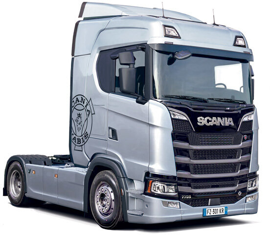 Italeri 3971 Scania S770 4x2 Normal Roof &quot;Grey Cab&quot; 1/24