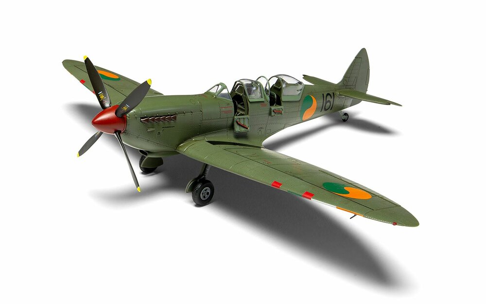 Airfix 05143 Supermarine Spitfire Tr.9 1/48