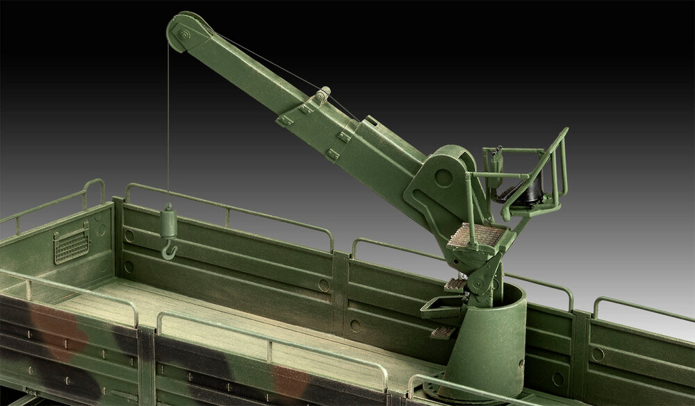 Revell 03367 MAN 10t milgl 8x8 Truck 1/35