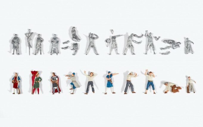 Artesania 22411F Metal Figurines for Caravels and Galleons