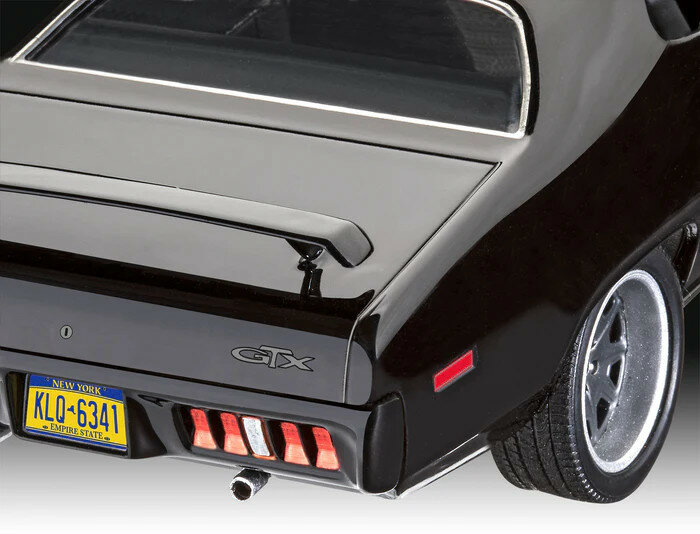 Revell 07692 Fast &amp; Furious Dominic's 1971 Plymouth GTX 1/24