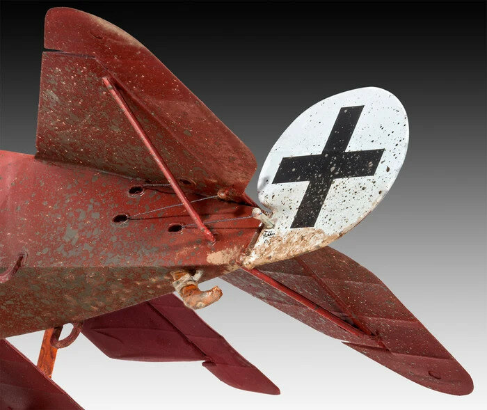 Revell 03762 Fokker Triplane DR.1 1/28