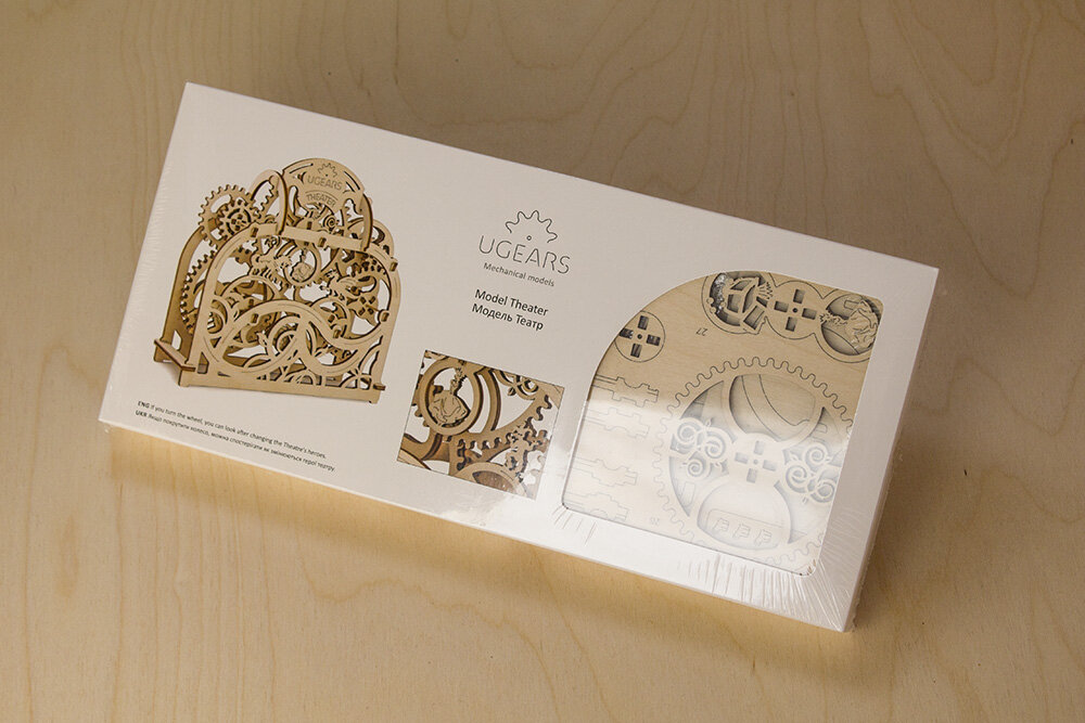 UGears Theater (70002)