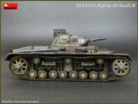 MiniArt 35221 Pz.Kpfw.III Ausf.B w/Crew 1/35