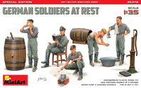 MiniArt 35378 German Soldiers At Rest. Special Edition 1/35