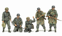 Tamiya 35382 German Infantry Set 1/35