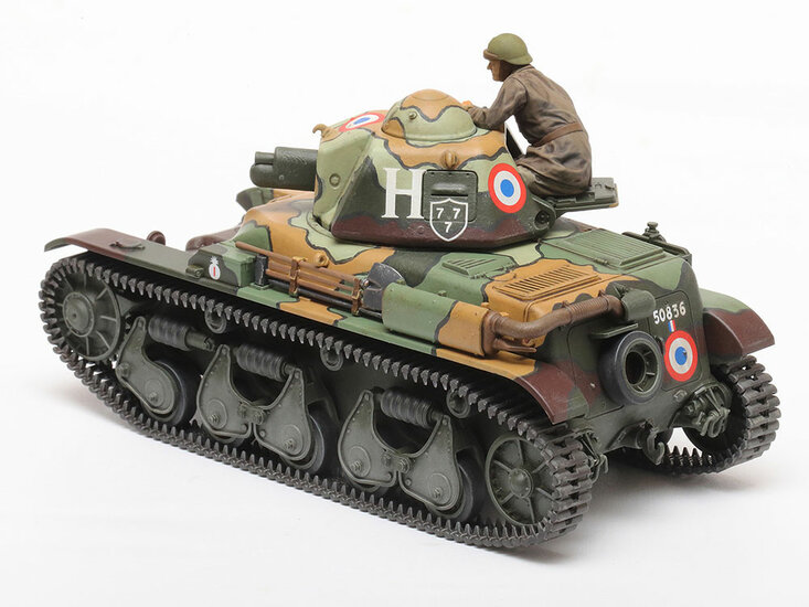 Tamiya 35373 R35 French Light Tank 1/35