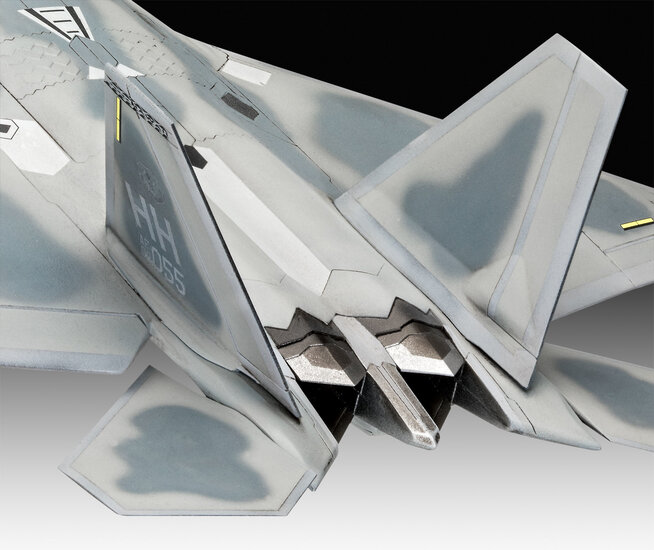 Revell 03858 Lockheed Martin F-22A Raptor 1:72