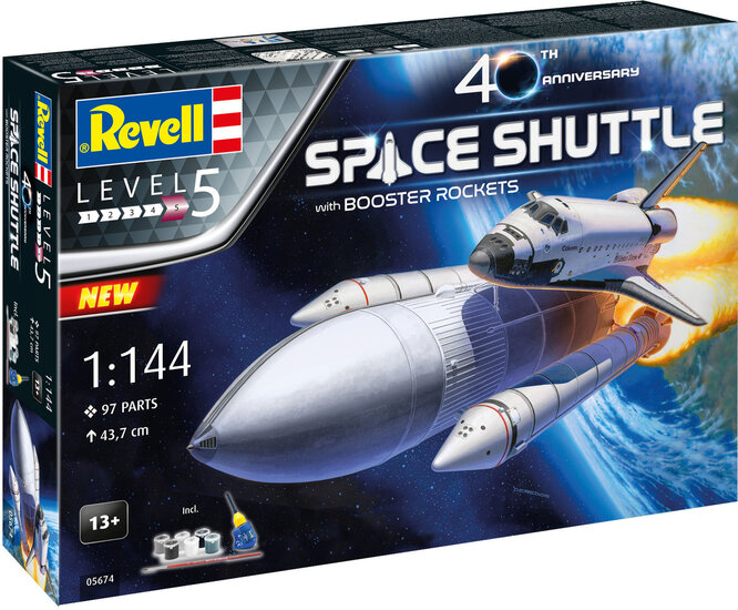 Revell 05674 Space Shuttle&amp; Booster Rockets 1:144