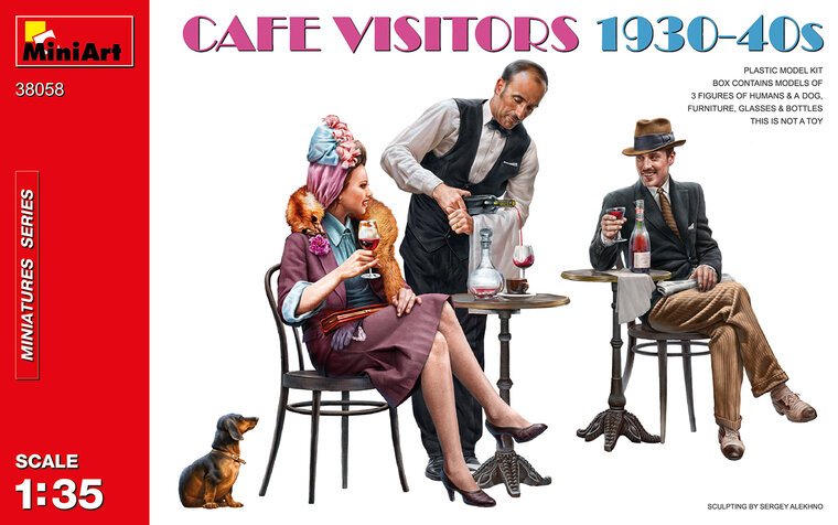MiniArt 38058 Cafe Visitors 1:35
