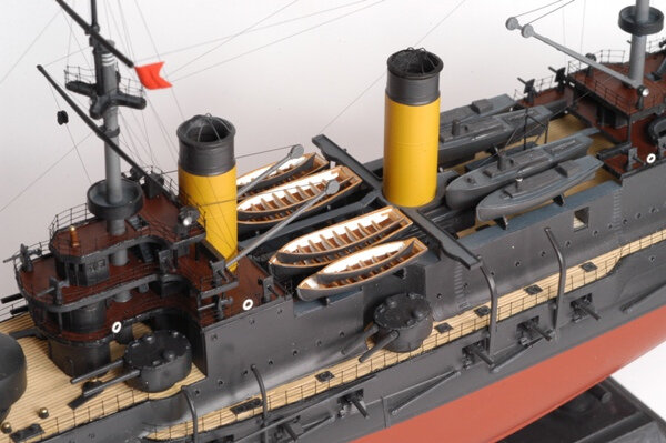 Zvezda 9027 Russian Battleship Borodino 1/350