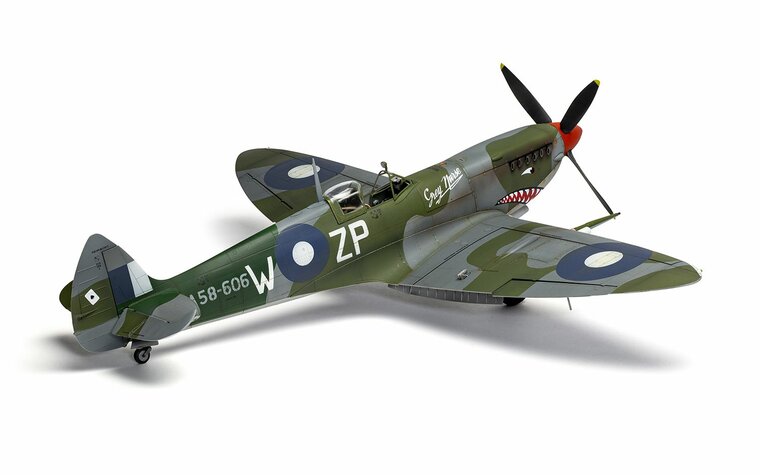 Airfix 17002 Supermarine Spitfire Mk.VIII 1/24