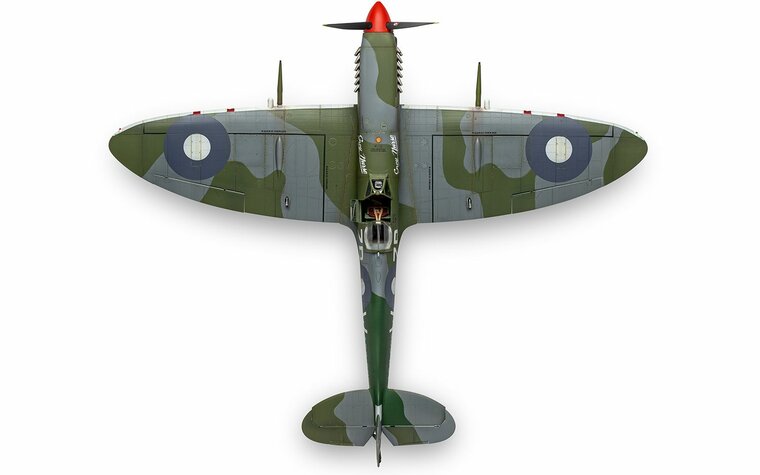 Airfix 17002 Supermarine Spitfire Mk.VIII 1/24