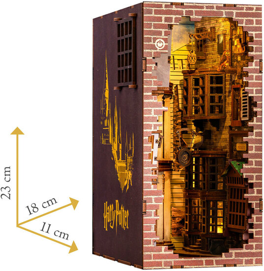 Revell Book Nook 00530 Tiny Adventures Diagon Alley