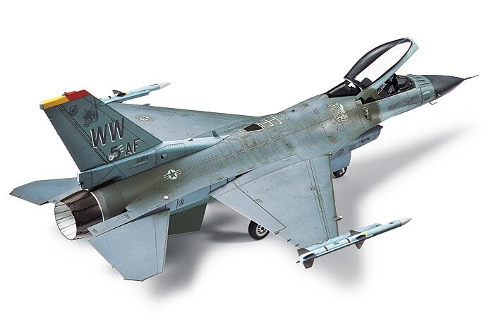 Tamiya 60786 Lockheed Martin F-16CJ |Block 50| 1/72