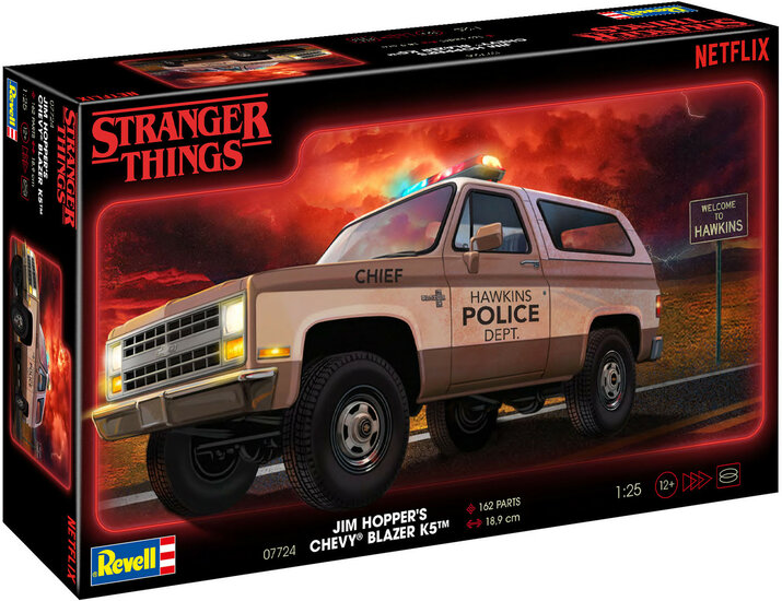 Revell 07724 Stranger Things 1985 Chevrolet K5 Blazer 1:24