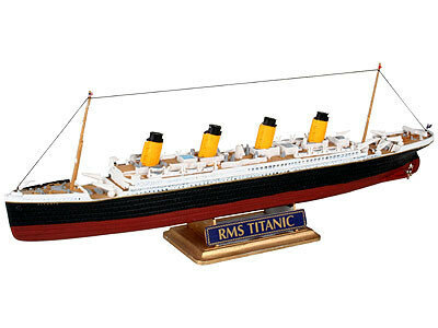 Revell R.M.S. Titanic 1:1200 #05804
