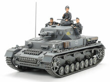 Tamiya 35374 German Tank Panzerkampfwagen IV Ausf.F 1/35