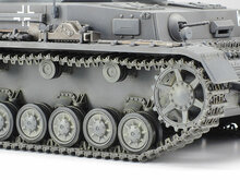 Tamiya 35374 German Tank Panzerkampfwagen IV Ausf.F 1/35