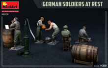 MiniArt 35378 German Soldiers At Rest. Special Edition 1/35