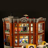 LEGO 10264 Garage op de Hoek met LED verlichting