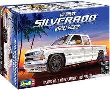 Revell 14538 1999 Chevy Silverado Custom Pickup 1:25