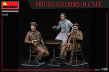 MiniArt 35392 British Soldiers In Cafe 1:35