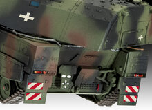 Revell 03347 Panzerhaubitze 2000 1:72