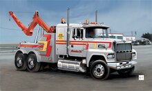 Italeri U.S. Wrecker Truck 1:24 (3825)