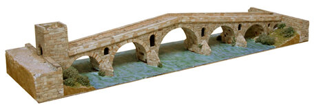 Aedes Ars La Reina Bridge